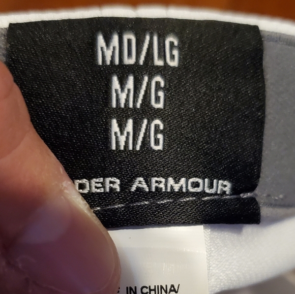 NWT Under Armour Men's Hat - Picture 6 of 6